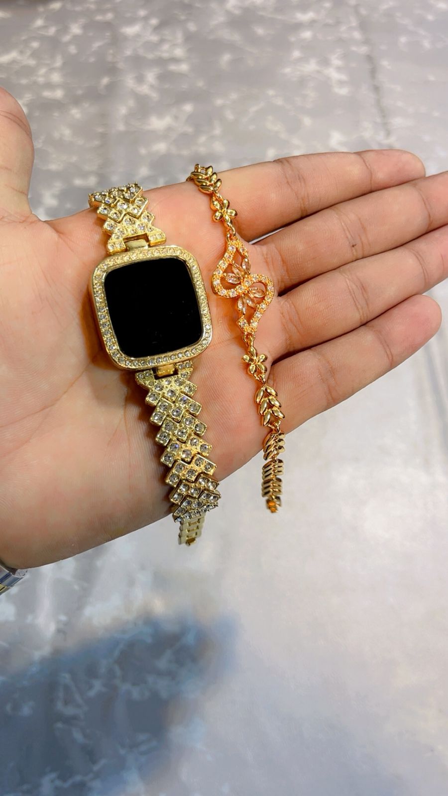 Luxury Golden Watch & Bracelet Set