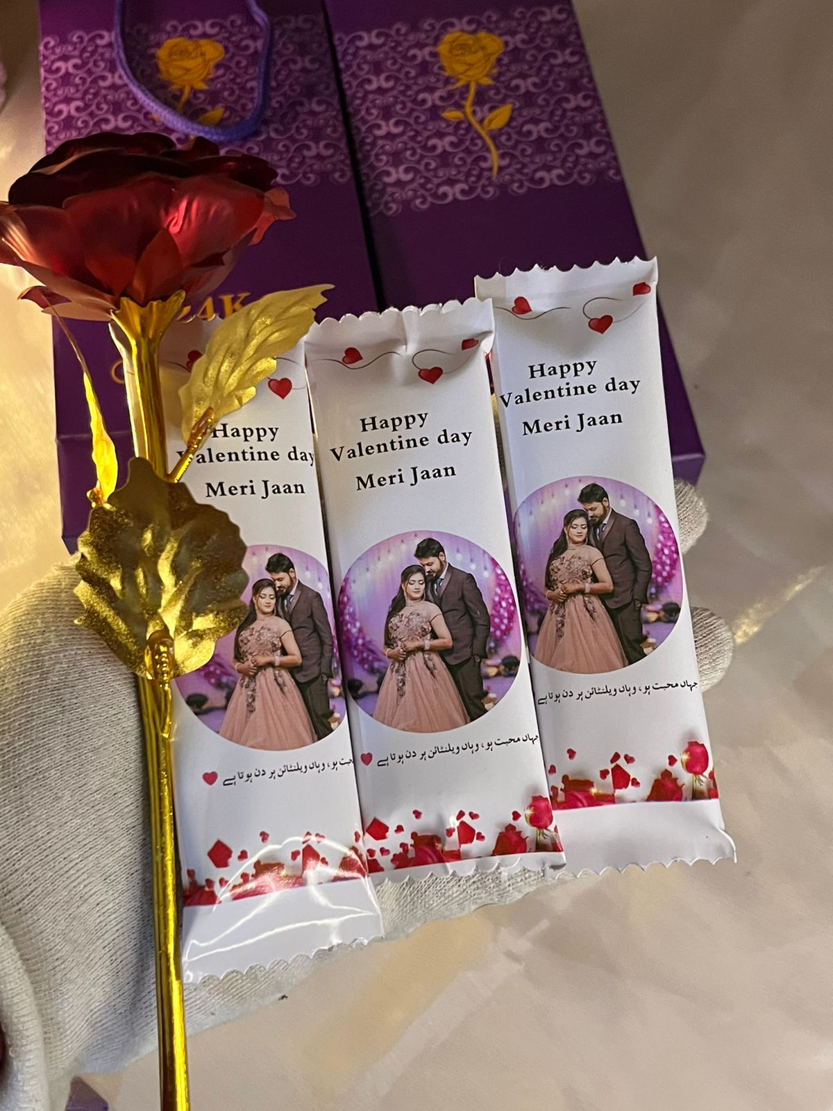 3 Customize Chocolate + Artificial Flower