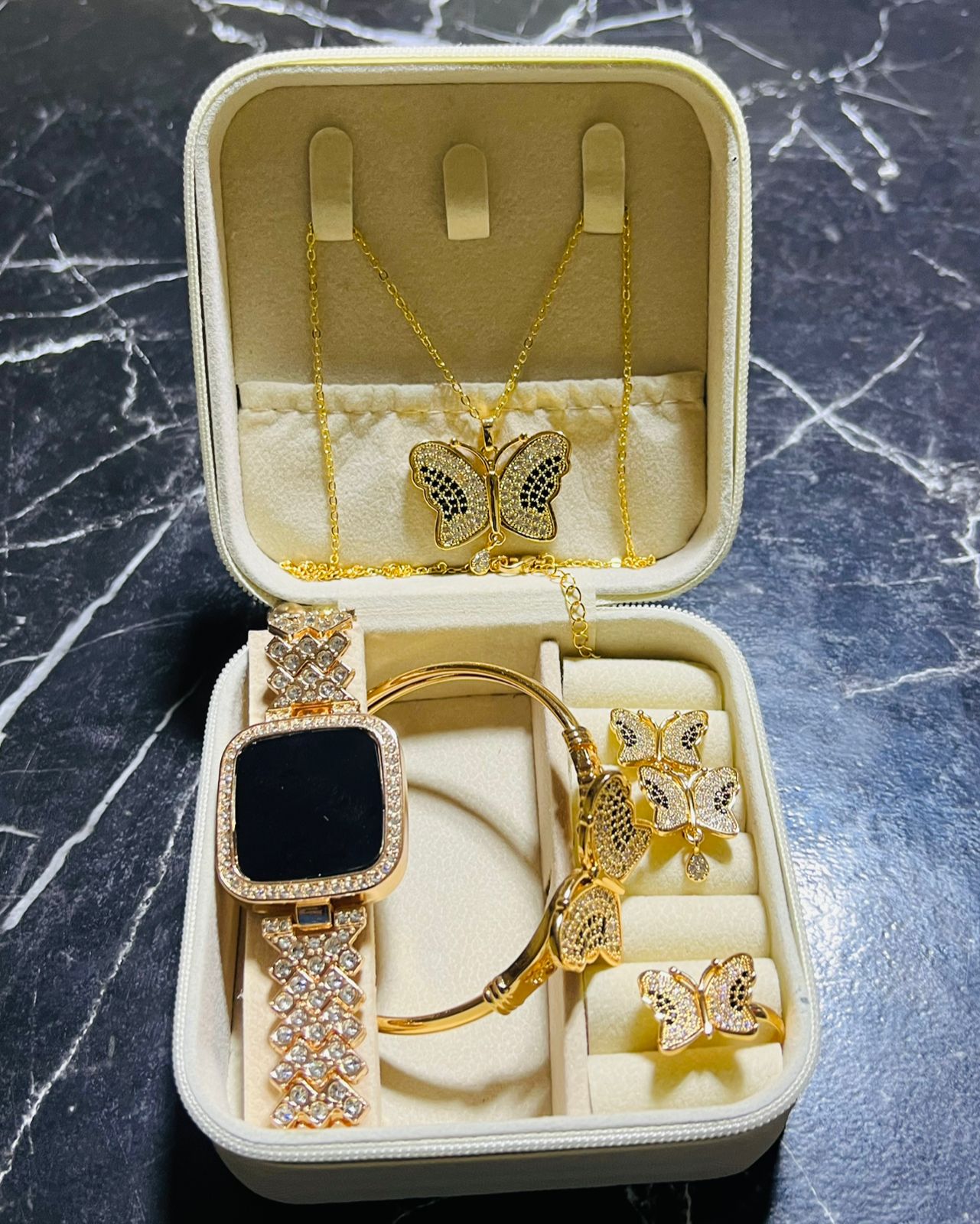 ✨ Mini Jewelry Box