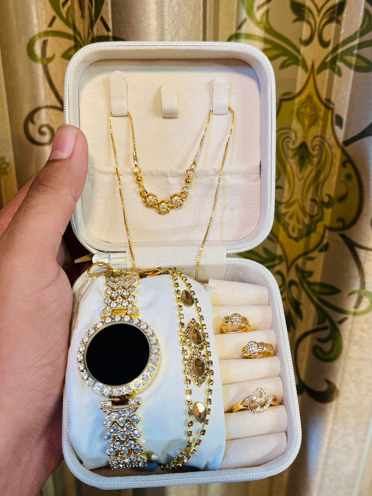 ✨ Mini Jewelry Box